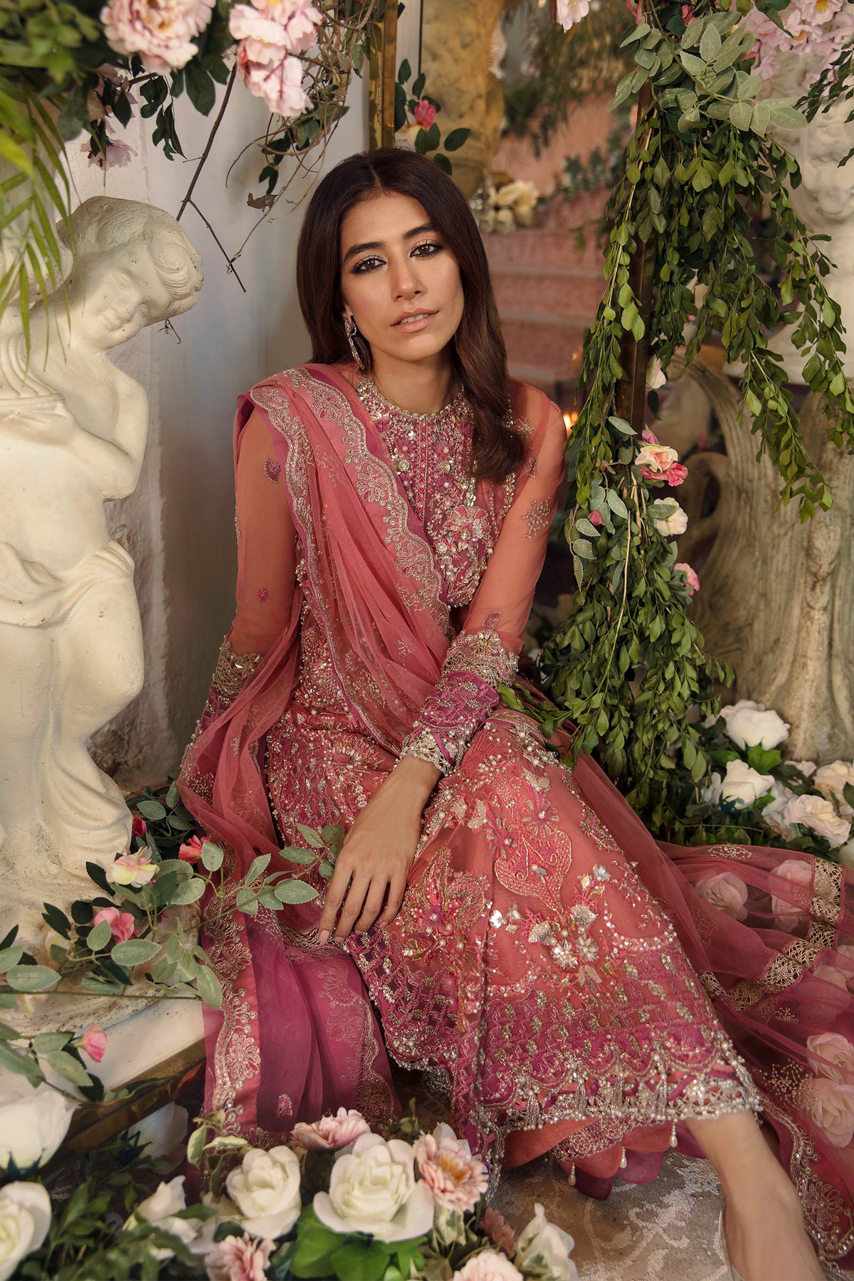 Zaha Exclusive Pink Formal Collection Net Replica