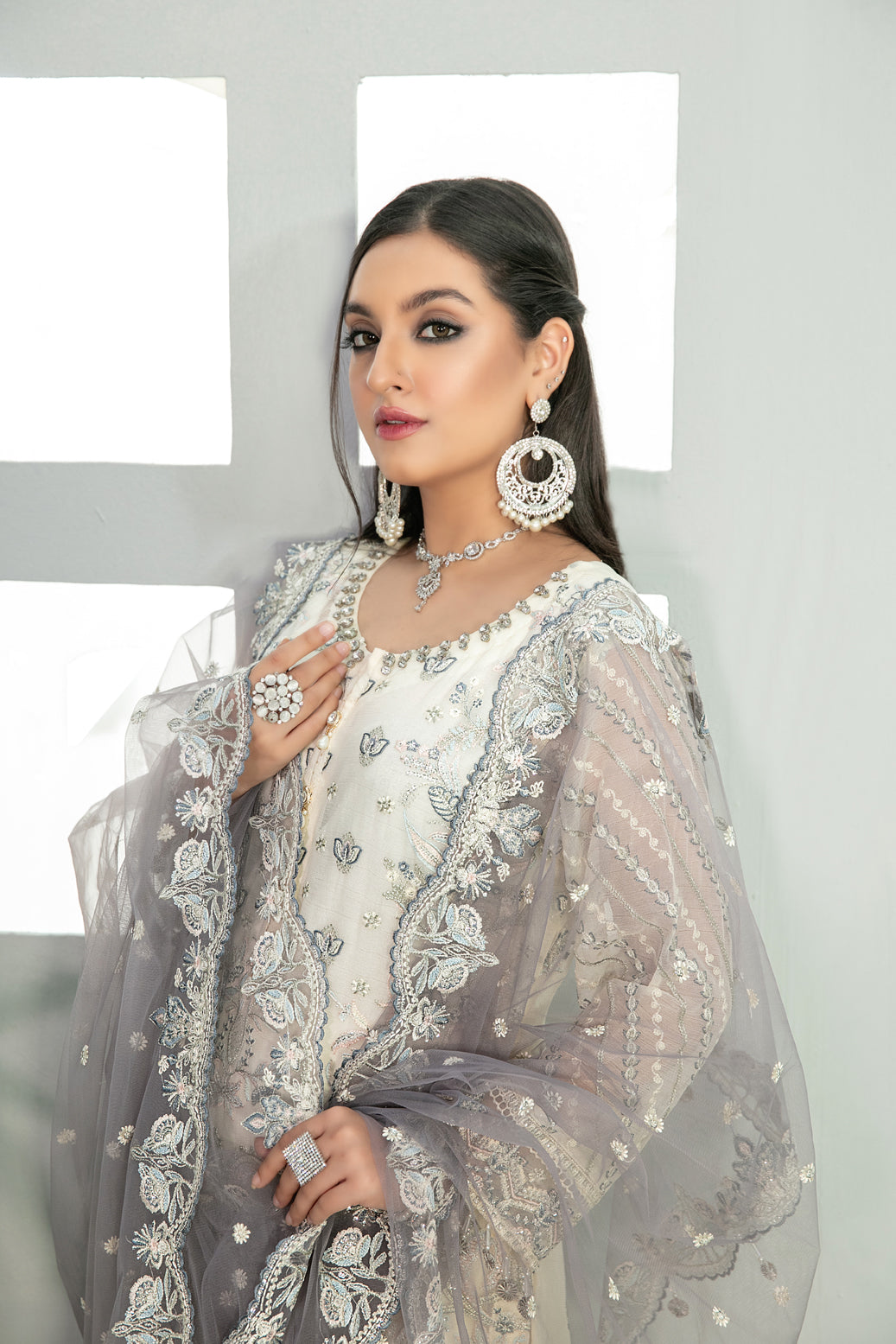 Mahaba White Formal Collection Chiffon Replica