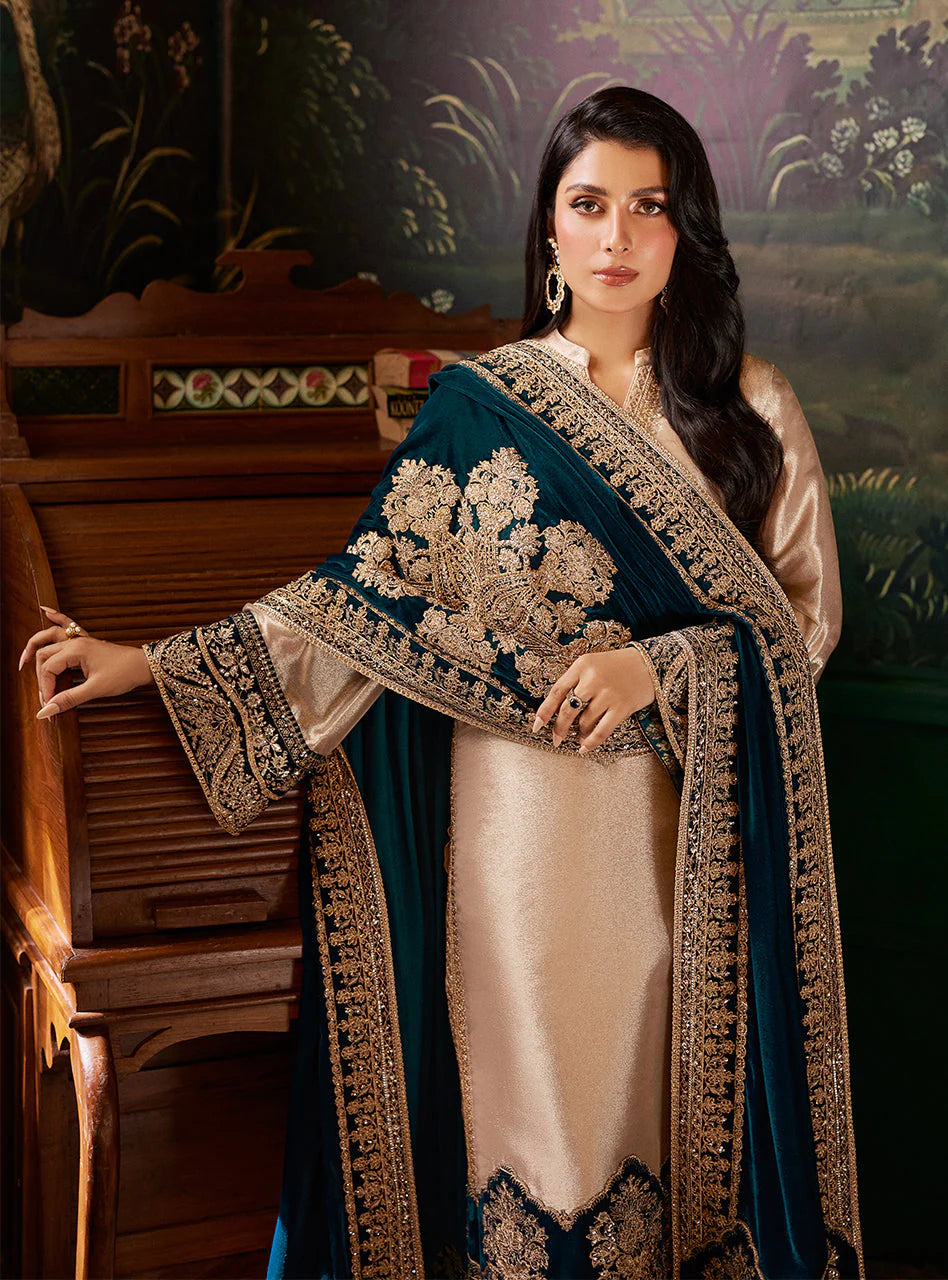 Zainab Chottani Skin Formal Brocade Tissue Replica