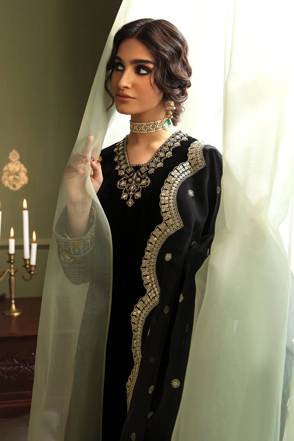 Baroque Black Formal Collection Velvet Replica