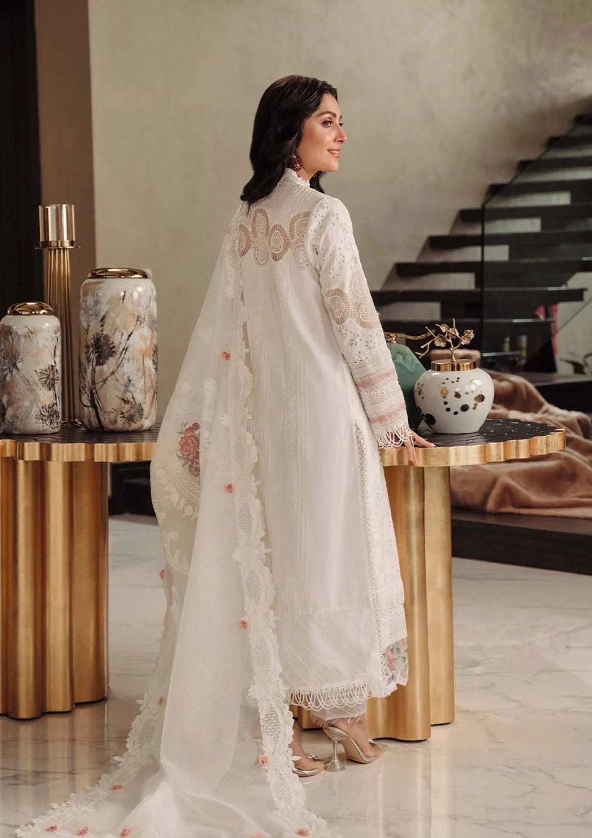 Zarqash White Luxury Lawn Collection Replica