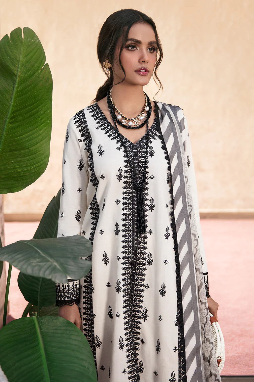 Afrozeh White Luxury Lawn Collection Replica