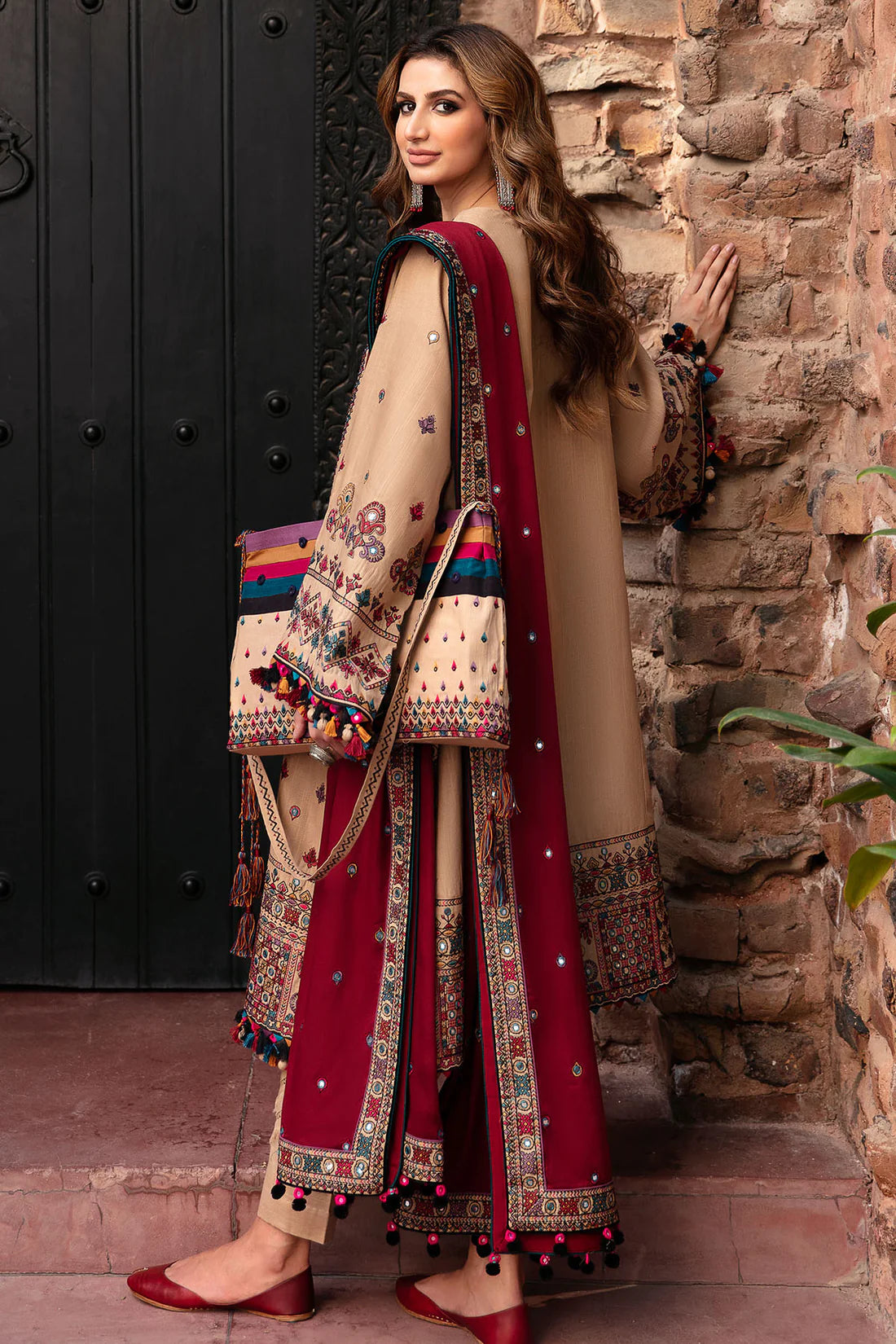 Jazmin Skin Luxury Lawn Collection Replica