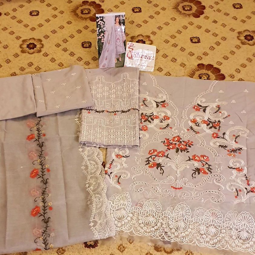 Kahf Grey Luxury Lawn Collection Replica