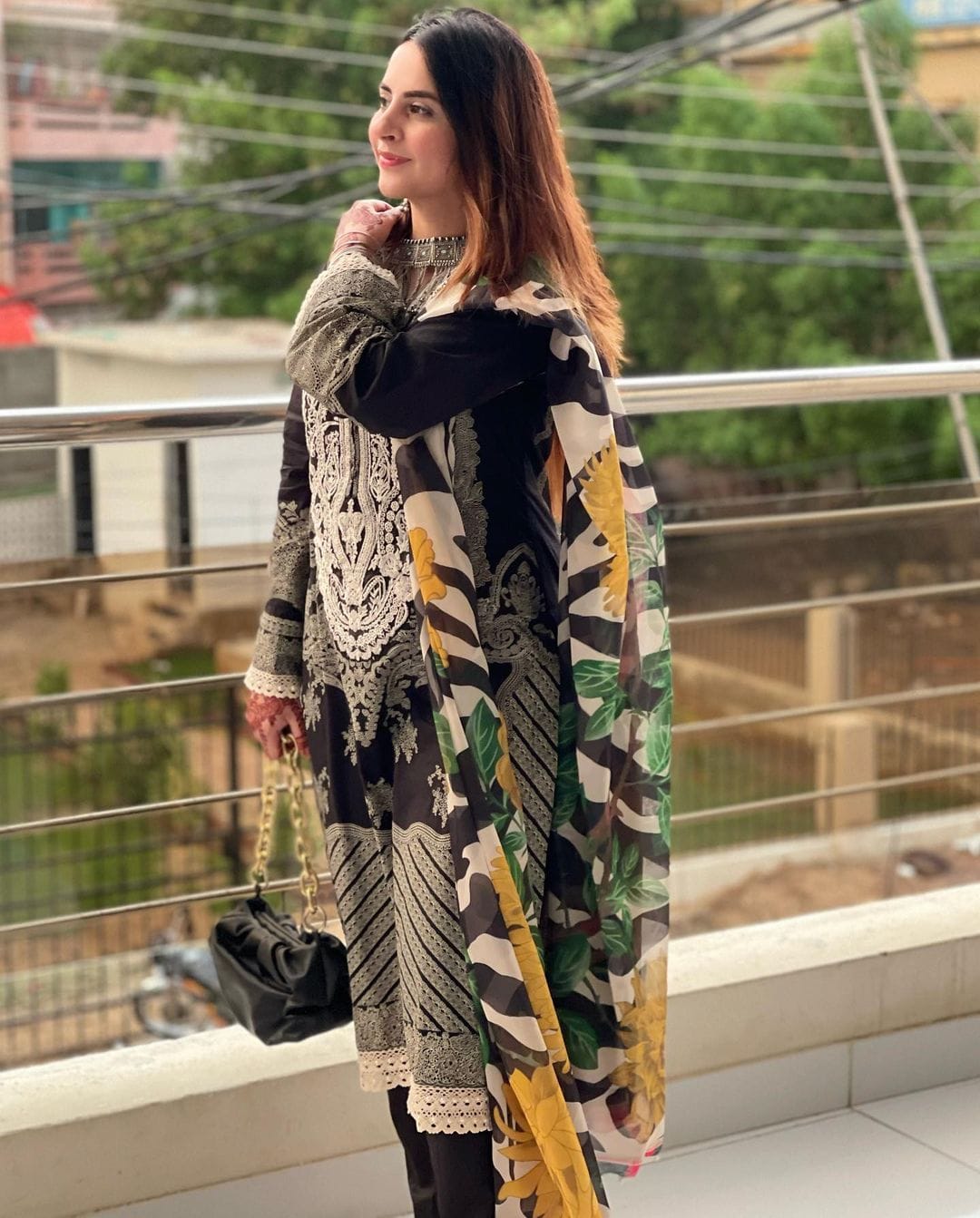 Sana Safinaz Black Luxury Lawn Collection Replica