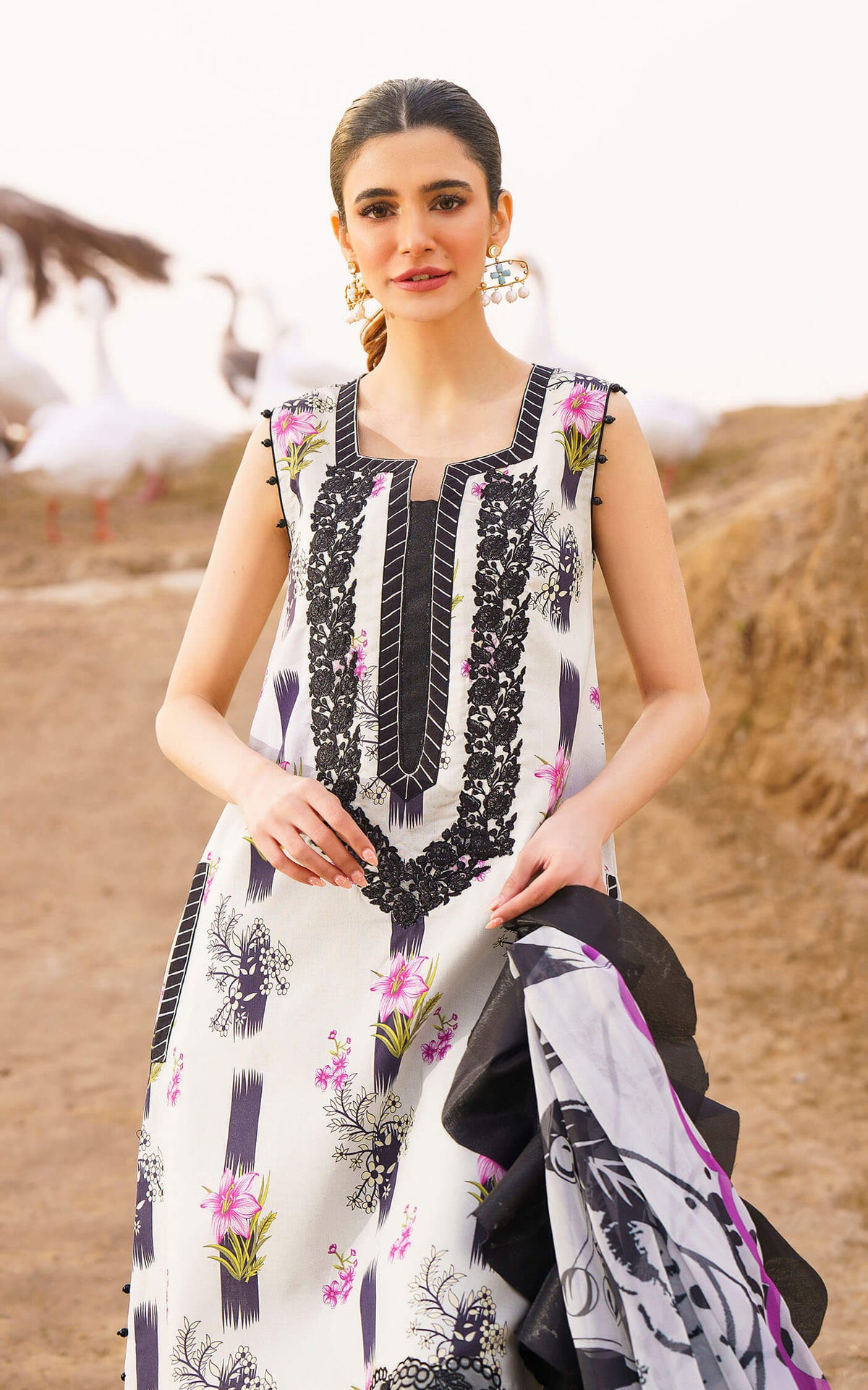 Asifa & Nabeel White Printed Lawn Collection Replica