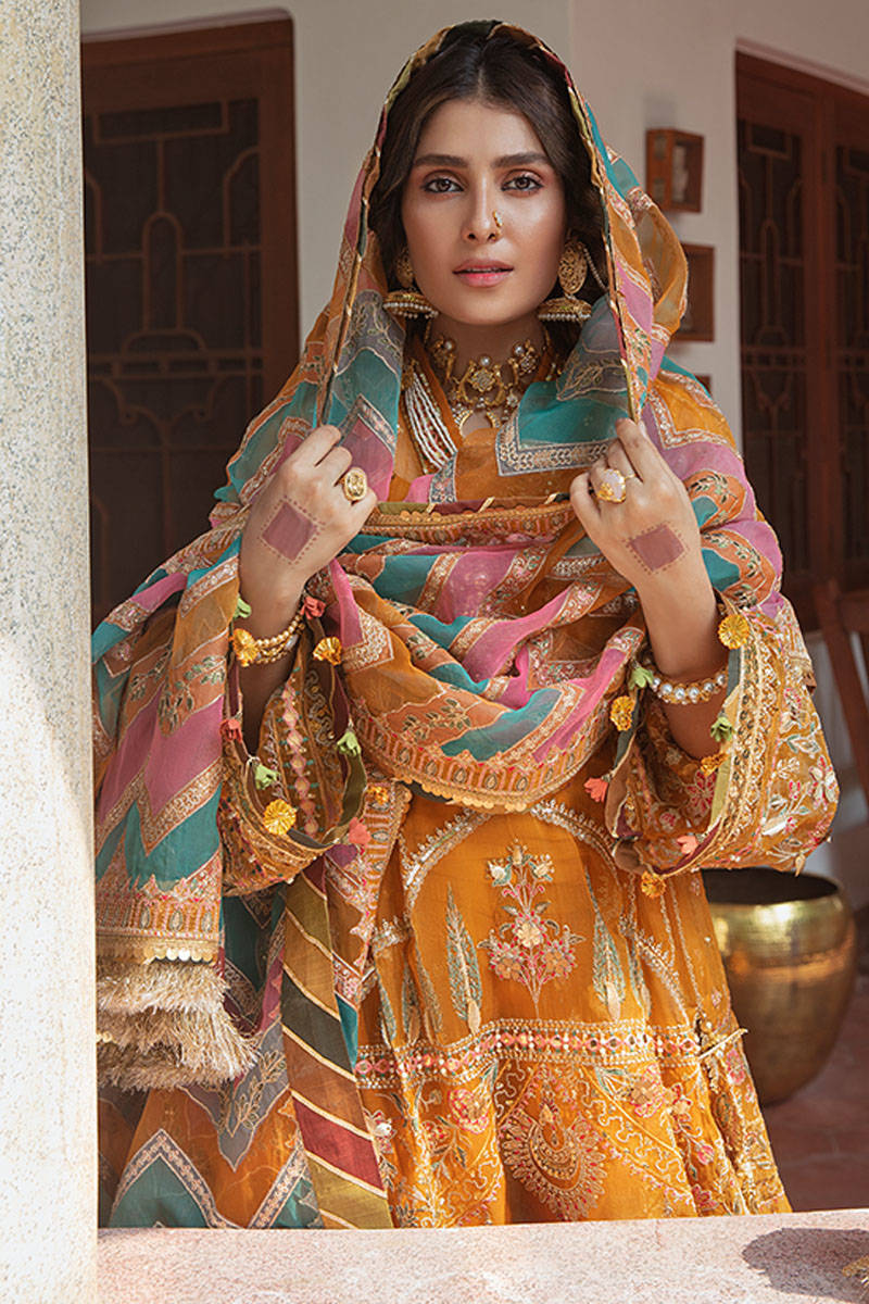 Henna By Mohsin Naveed Ranjha Replica