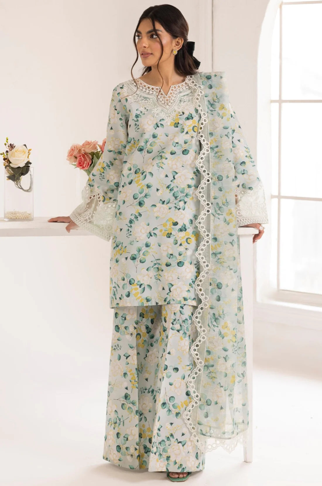 Mohagni Printed Lawn Collection Replica