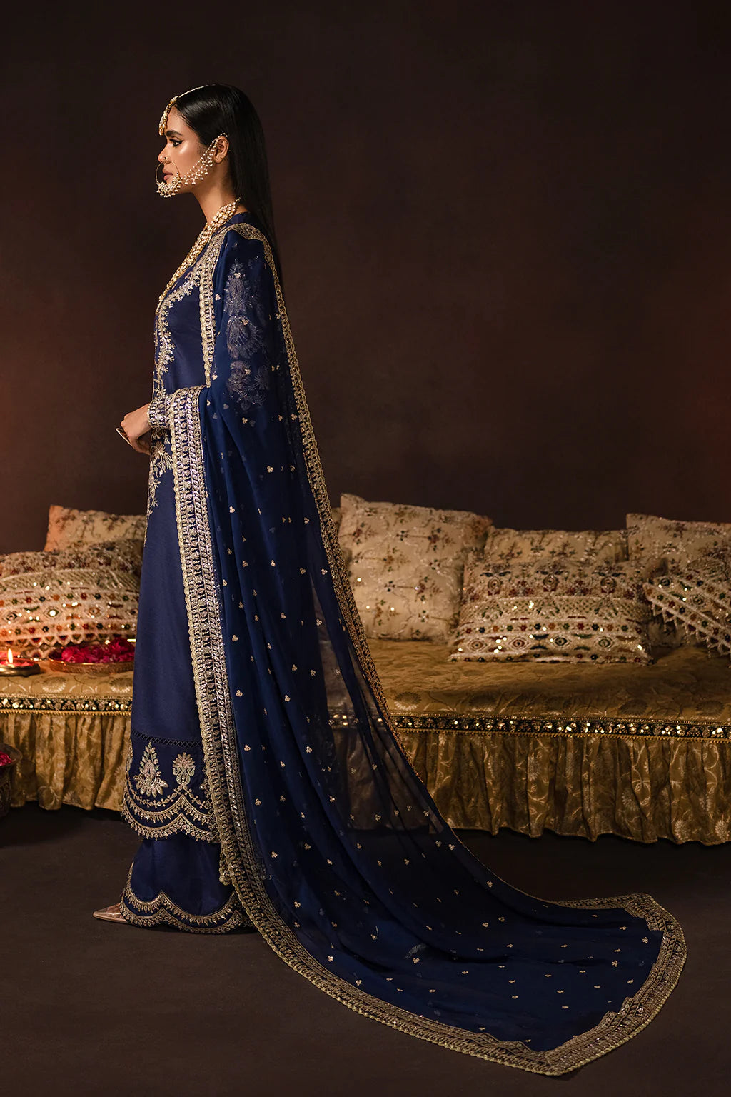 Afrozeh Navy Velvet Collection Net Replica